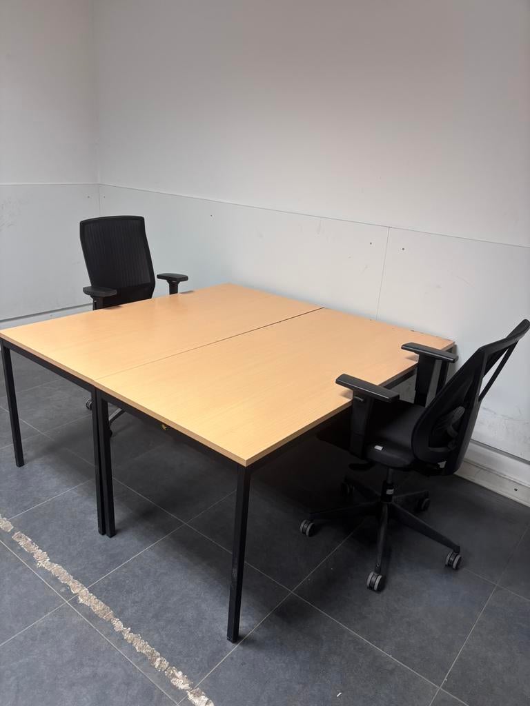 2 bureautafels met 2 stoelen, Huis en Inrichting, Bureaus, Gebruikt, IKEA, Computerbureau, Ophalen