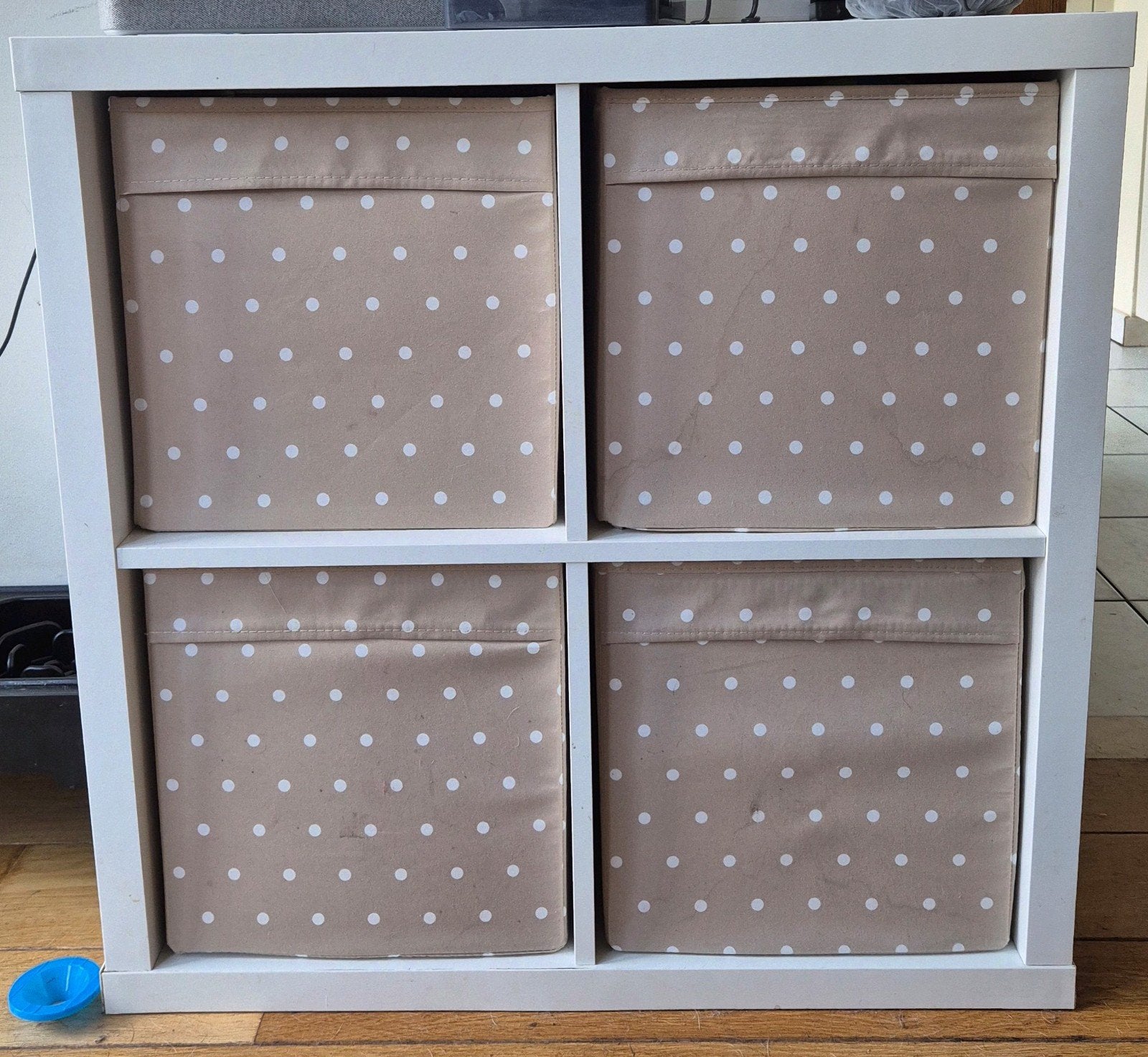 étagères cube IKEA Kallax blanches (2x2) – 77 x 77 cm, Bois blanc, Comme neuf, Enlèvement, 50 à 100 cm