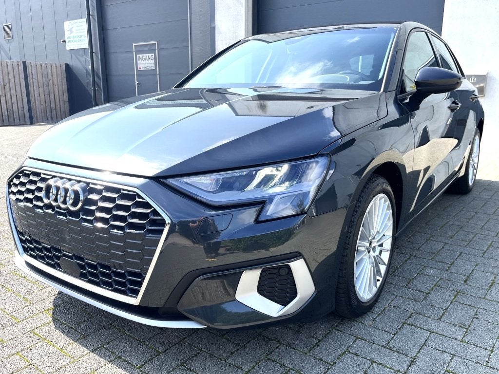 Audi A3 Sportback 30 eTFSi Advanced S tronic EN ETAT NEUF, Autos, Argent ou Gris, Achat, Euro 6, Entreprise