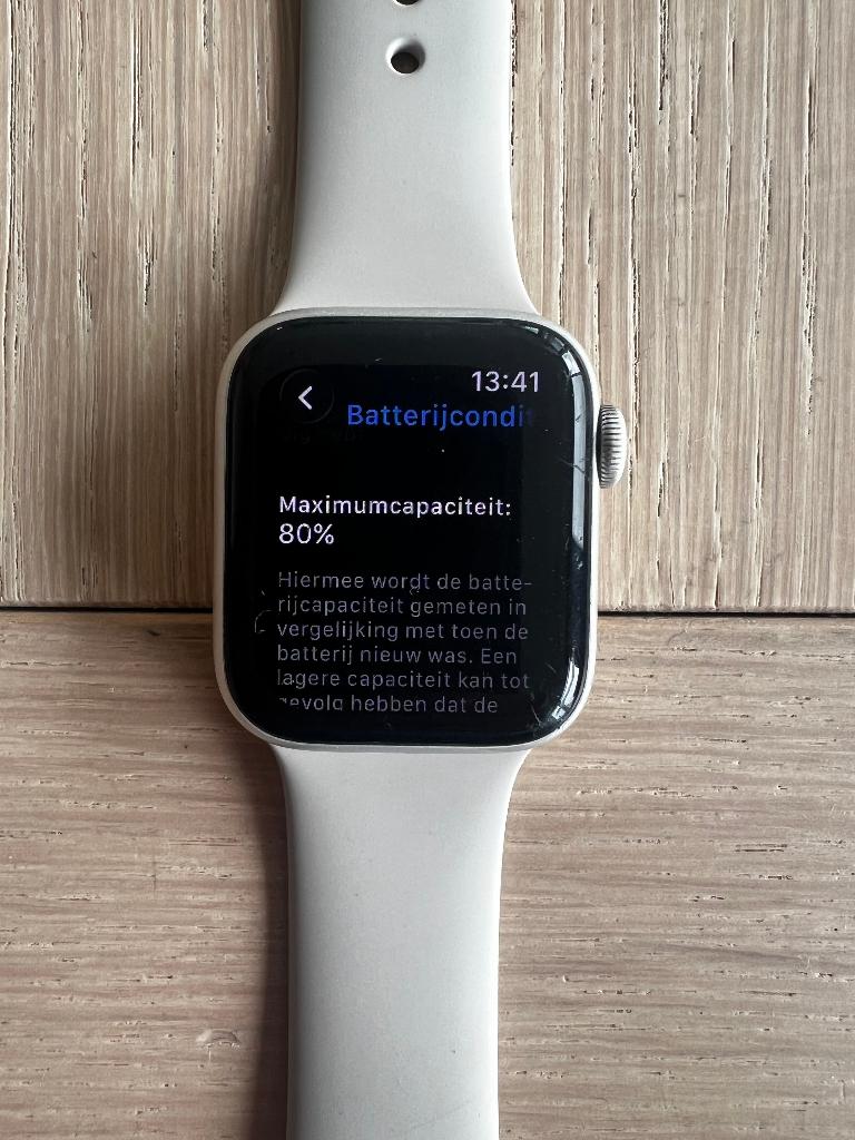 Apple Watch SE 2 (model 2022) 40 mm GPS-versie  type A2722, Ophalen, Gebruikt, IOS, Slaap