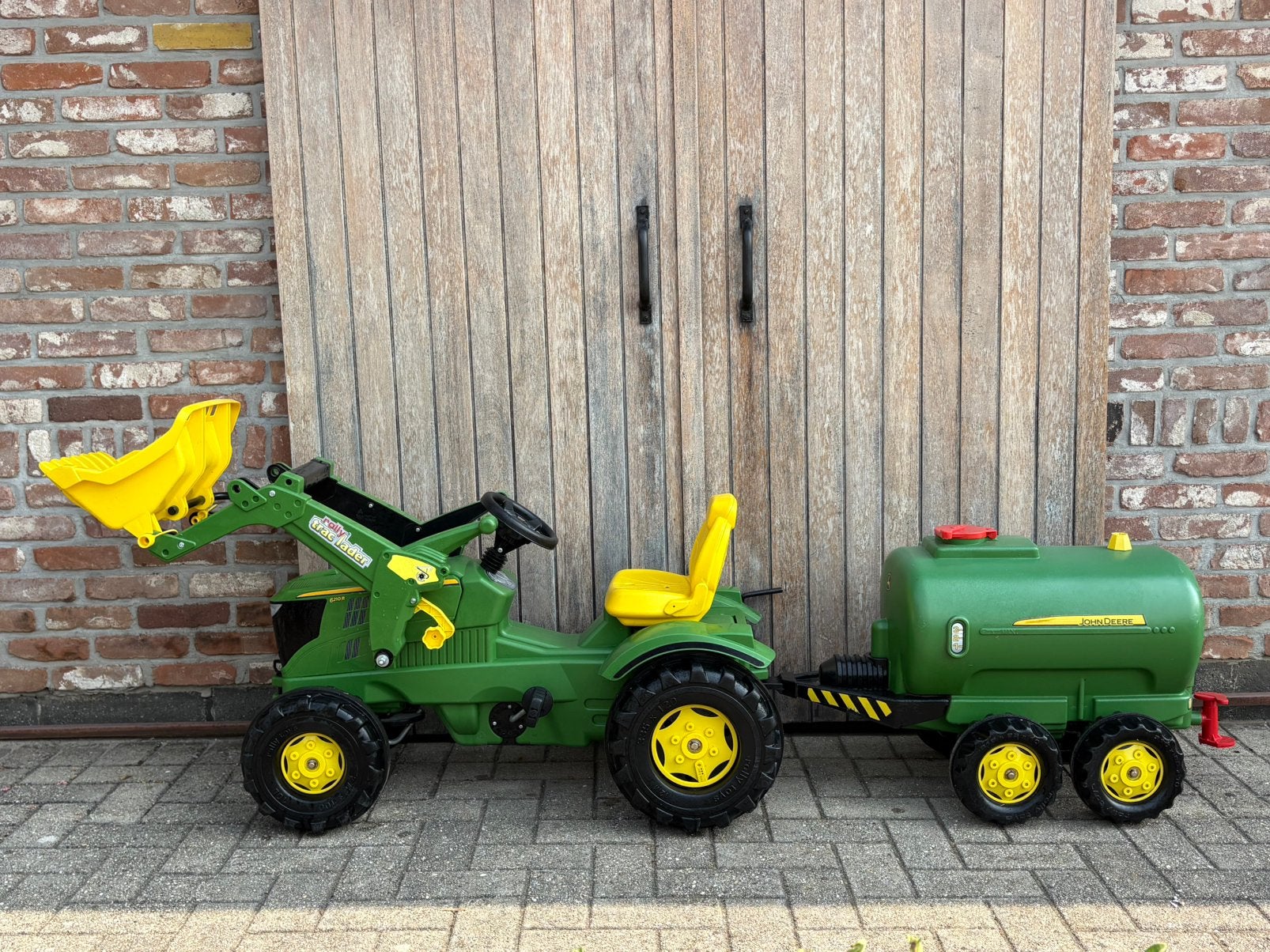 tractor John Deere met frontlader en watervat, Ophalen of Verzenden, Zo goed als nieuw, Trapvoertuig