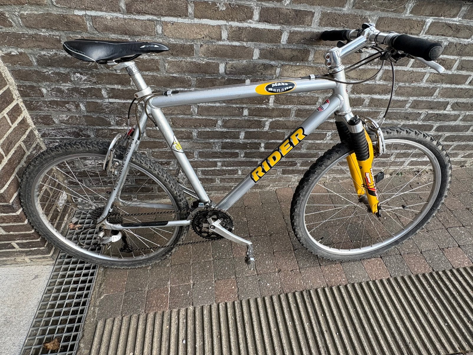 Ieder bod wordt overwogen, Fietsen en Brommers, Ophalen, Gebruikt