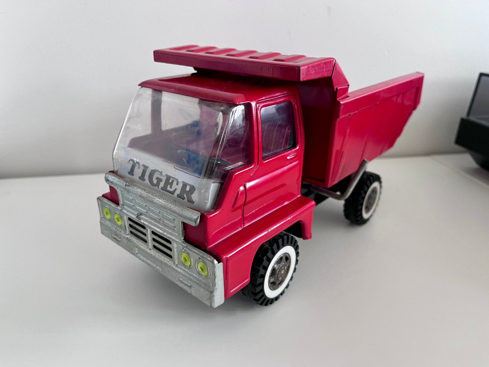 Vintage Tiger kiepwagen in heel goede staat!, Enlèvement ou Envoi, Utilisé