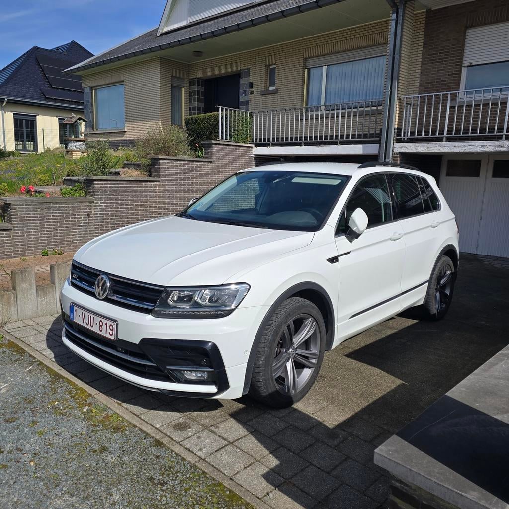 VW Tiguan R-Line 1.5TSI, Autos, Achat, Noir, 5 portes, 5 places