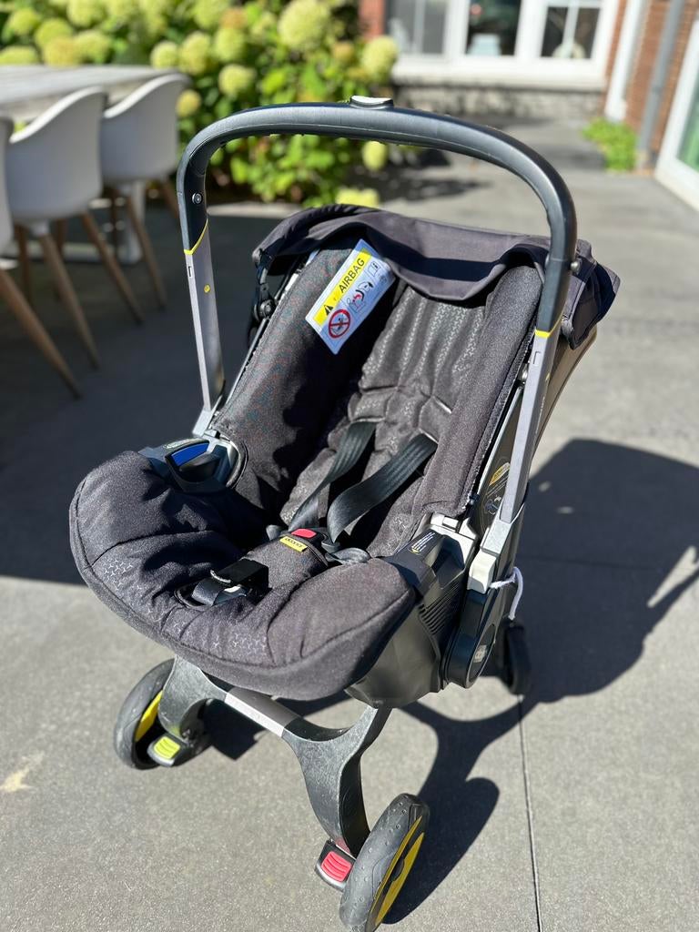 Siège auto et poussette Doona, Enfants & Bébés, Buggys, Utilisé, Enlèvement