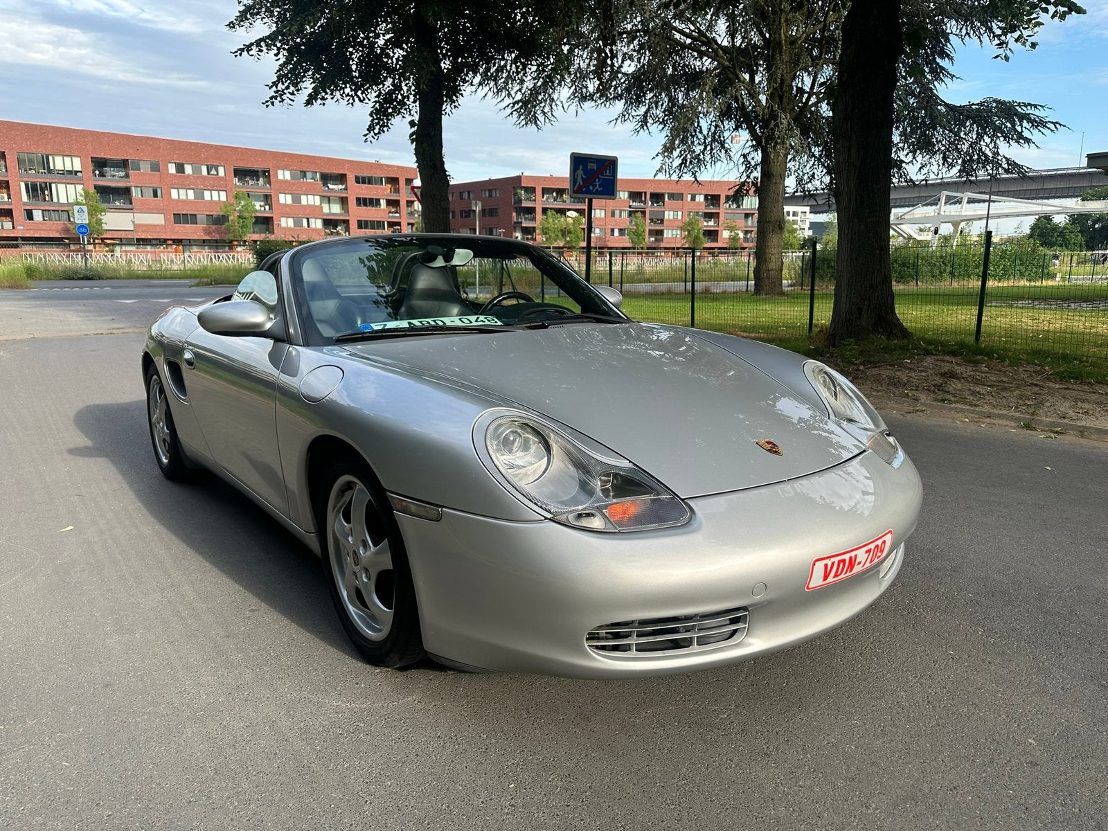 PORSCHE BOXSTER • PARFAIT ÉTAT • SERVICE PORSCHE •, Autos, Cuir, Argent ou Gris, Achat, Entreprise