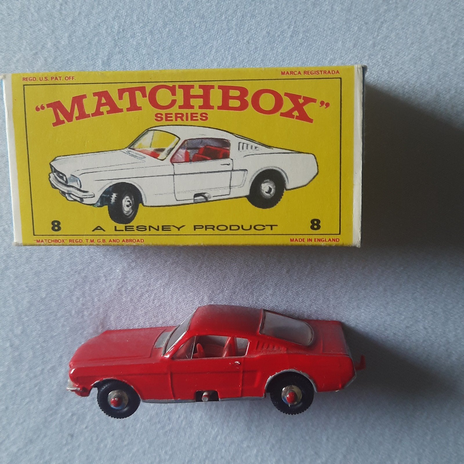 MATCHBOX SERIES nr.8e* FORD MUSTANG * VINTAGE * BOXED *RED*, Hobby en Vrije tijd, Modelauto's | 1:87, Ophalen, Zo goed als nieuw