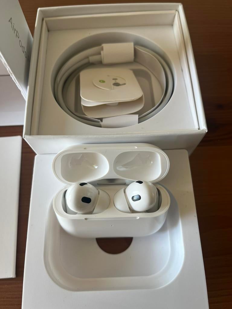 Airpods Pro (2 Generation), nieuw! PARTIJ OF LOS, Telecommunicatie, Mobiele telefoons | Oordopjes, Nieuw, In gehoorgang (in-ear)