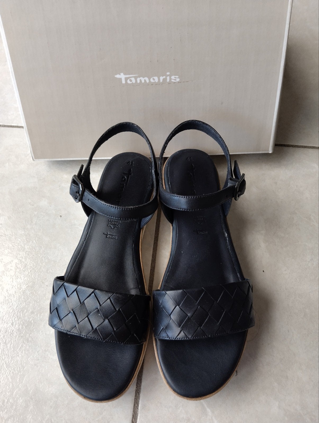 Tamaris maat 41, Ophalen