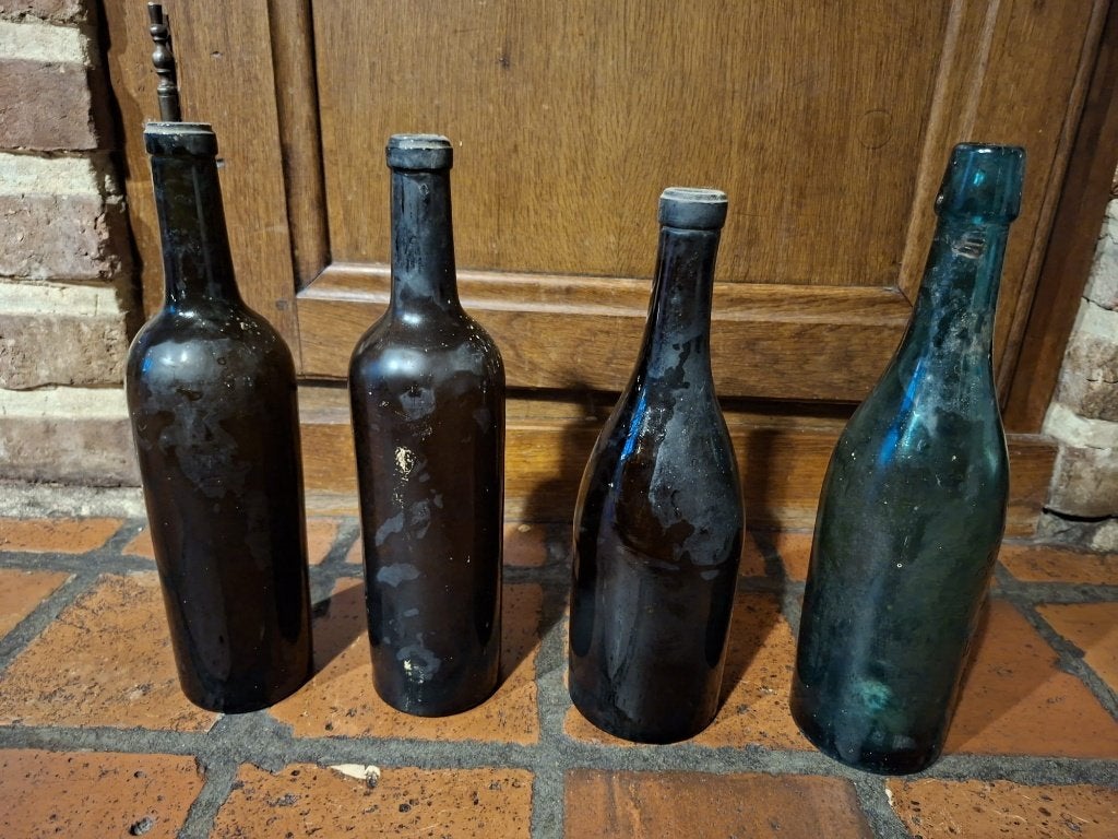 4 oude glazen bierflessen Diest, begin 1900, Antiek en Kunst, Ophalen of Verzenden