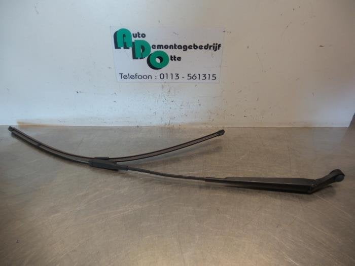 Bras essuie-glace avant d'un Opel Zafira B (Zafira B 05-), -, Opel, 3 mois de garantie, Utilisé