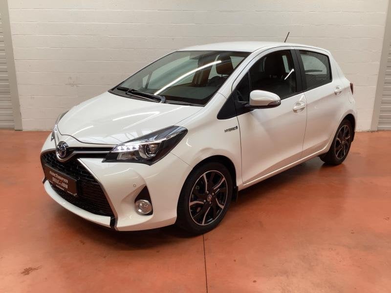 Toyota Yaris 1.5 HSD Comfort & Pack Style Toyota Yaris 1.5 H, Auto's, Automaat, 1497 cc, https://public.car-pass.be/vhr/fe4c8670-93b3-48fd-9d67-39605c5c8728
