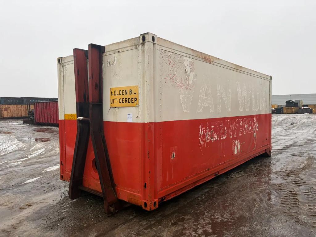ALL-IN Containers 20ft geïsoleerde container op slede, Articles professionnels, Machines & Construction | Abris de chantier & Conteneurs