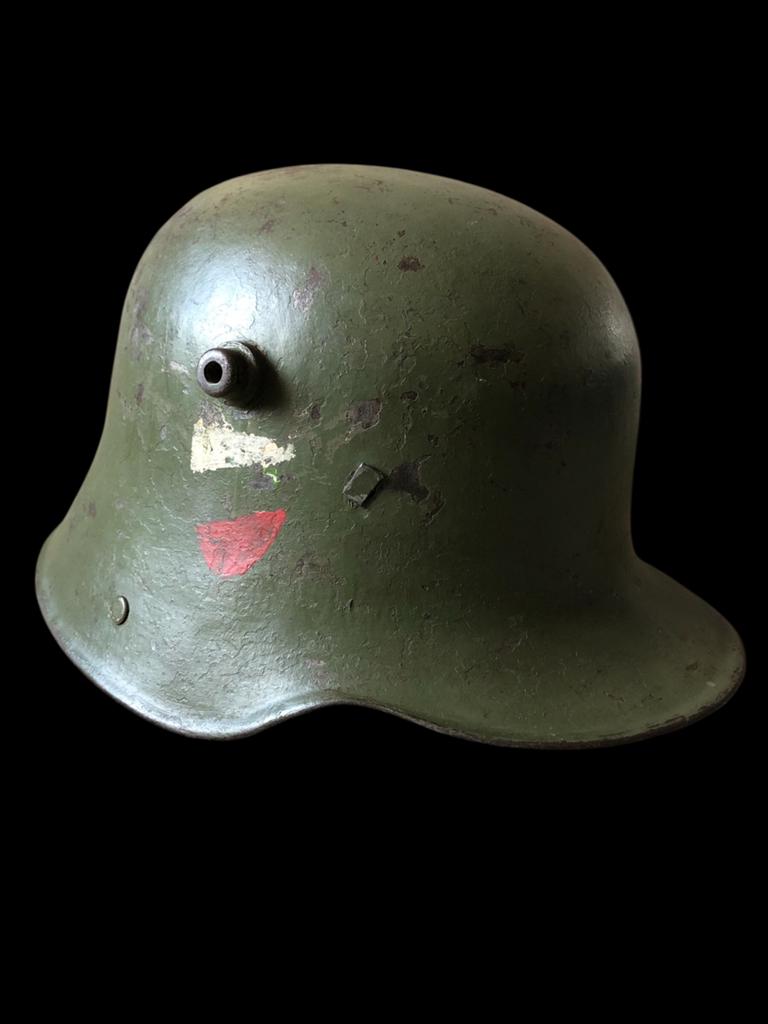Duits/Bulgaarse m17 stahlhelm, Verzamelen, Ophalen of Verzenden