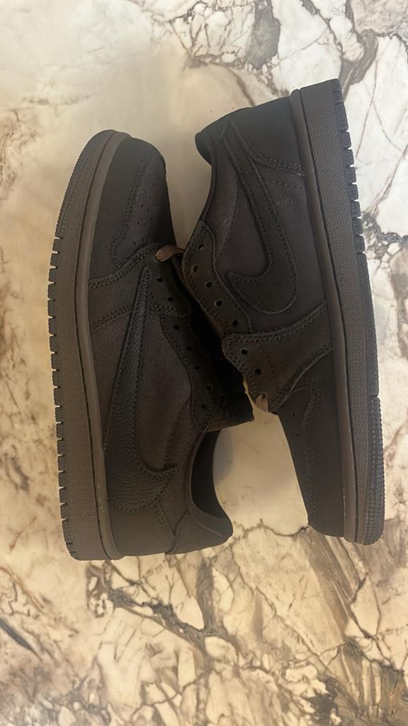 Nike X Travis Scott en velours brun, Vêtements | Hommes, Chaussures, Neuf, Enlèvement ou Envoi, Brun, Baskets