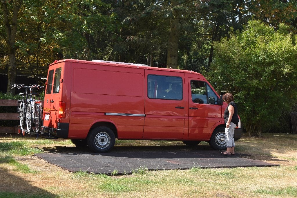 Leuke en ruime camper voor 2 personen., Buscamper of Camperbus, Extincteur, Volkswagen, Treinzit