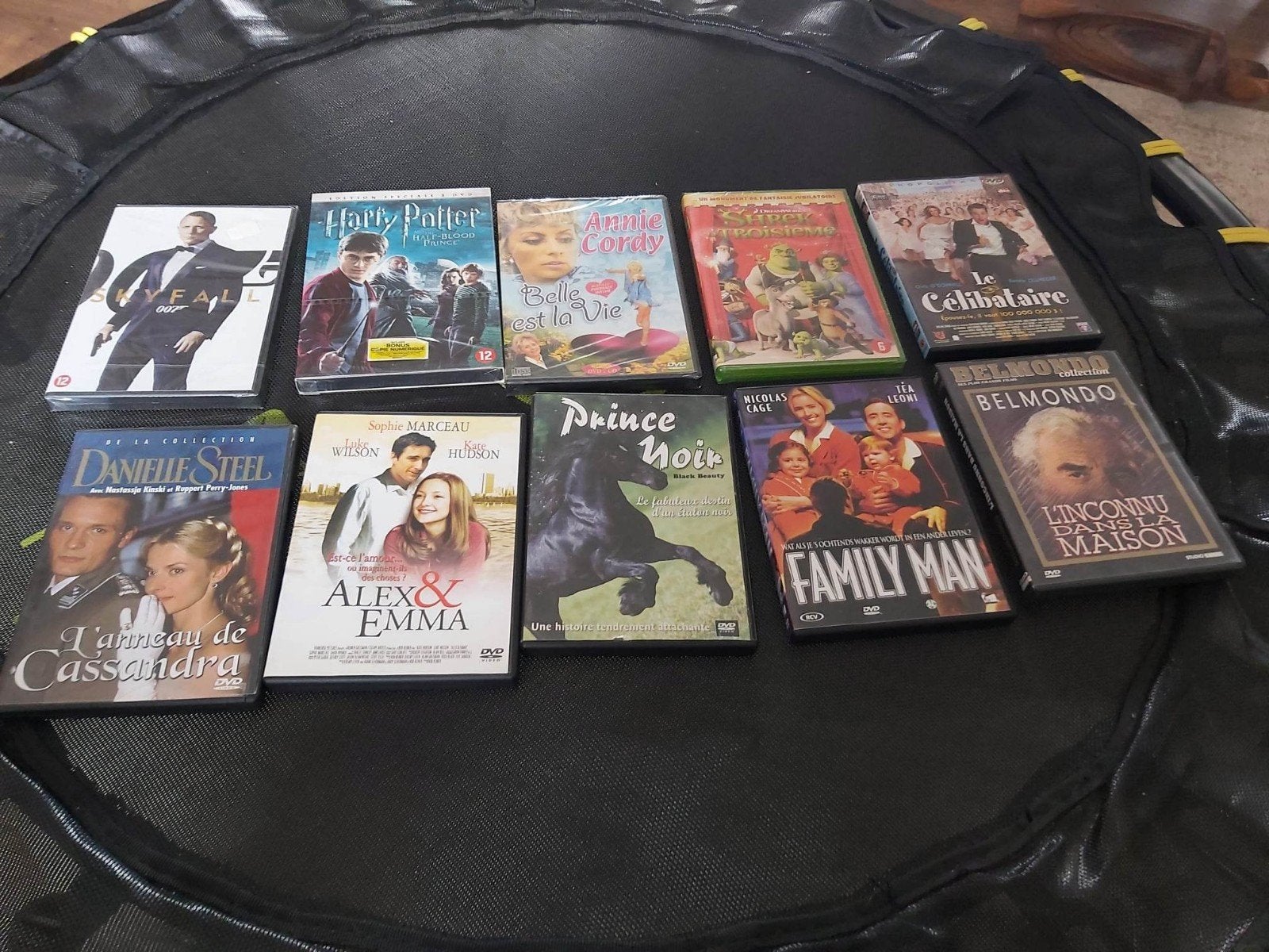Set de 10 DVD. Excellent état. Tous ensemble pour 14,99€, CD & DVD, DVD | Autres DVD, Enlèvement ou Envoi