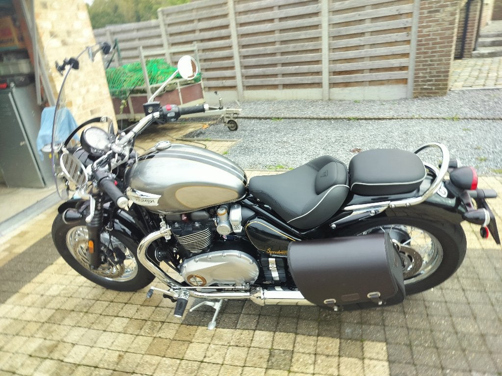 motor, Motos, Motos | Triumph, Particulier, Autre, plus de 35 kW, 2 cylindres, Permis Moto A, ABS, Régulateur de vitesse, Poignées chauffantes