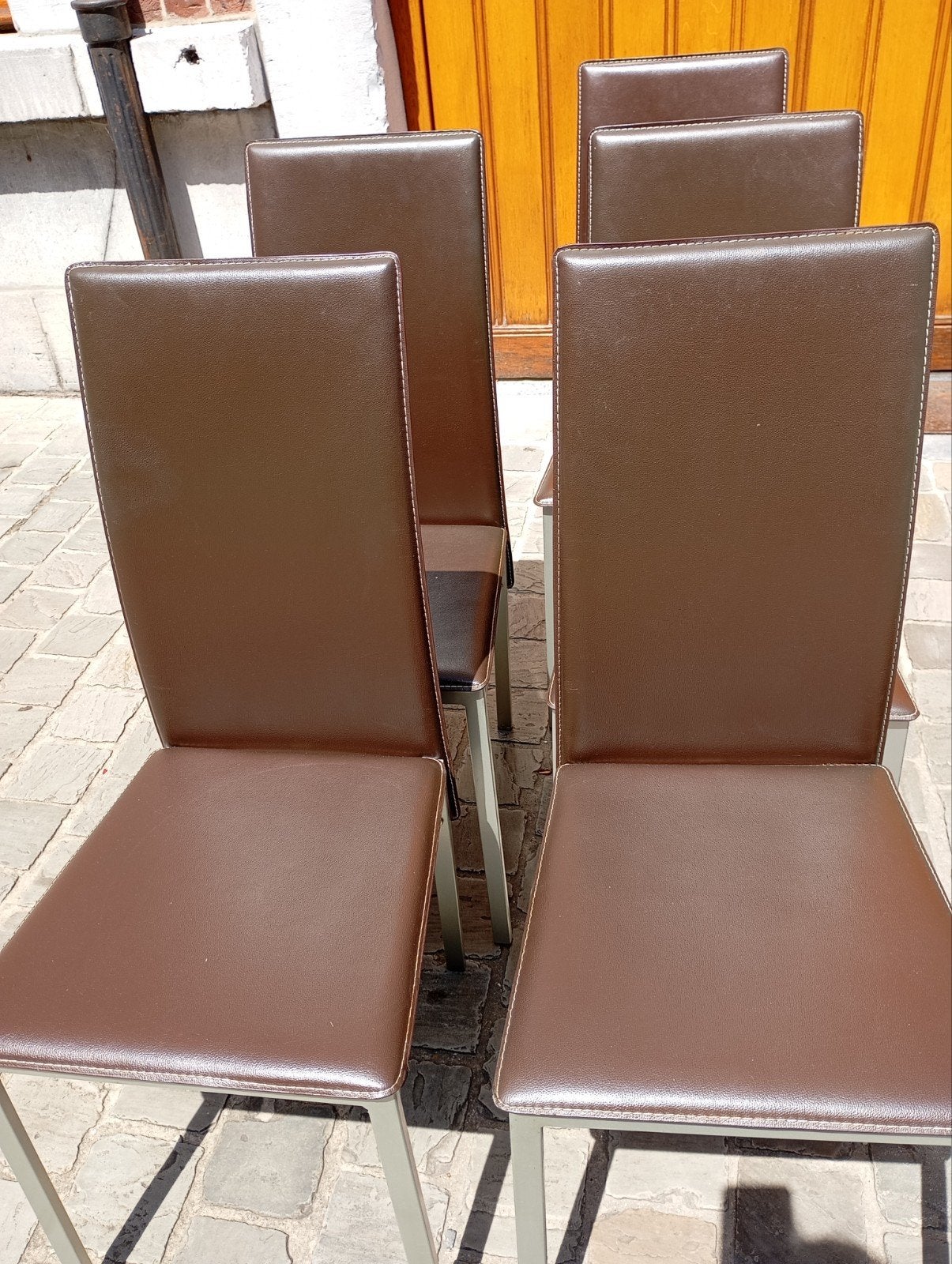AFGEPRIJSD..5 Bruine Lederen STOELEN, Ophalen