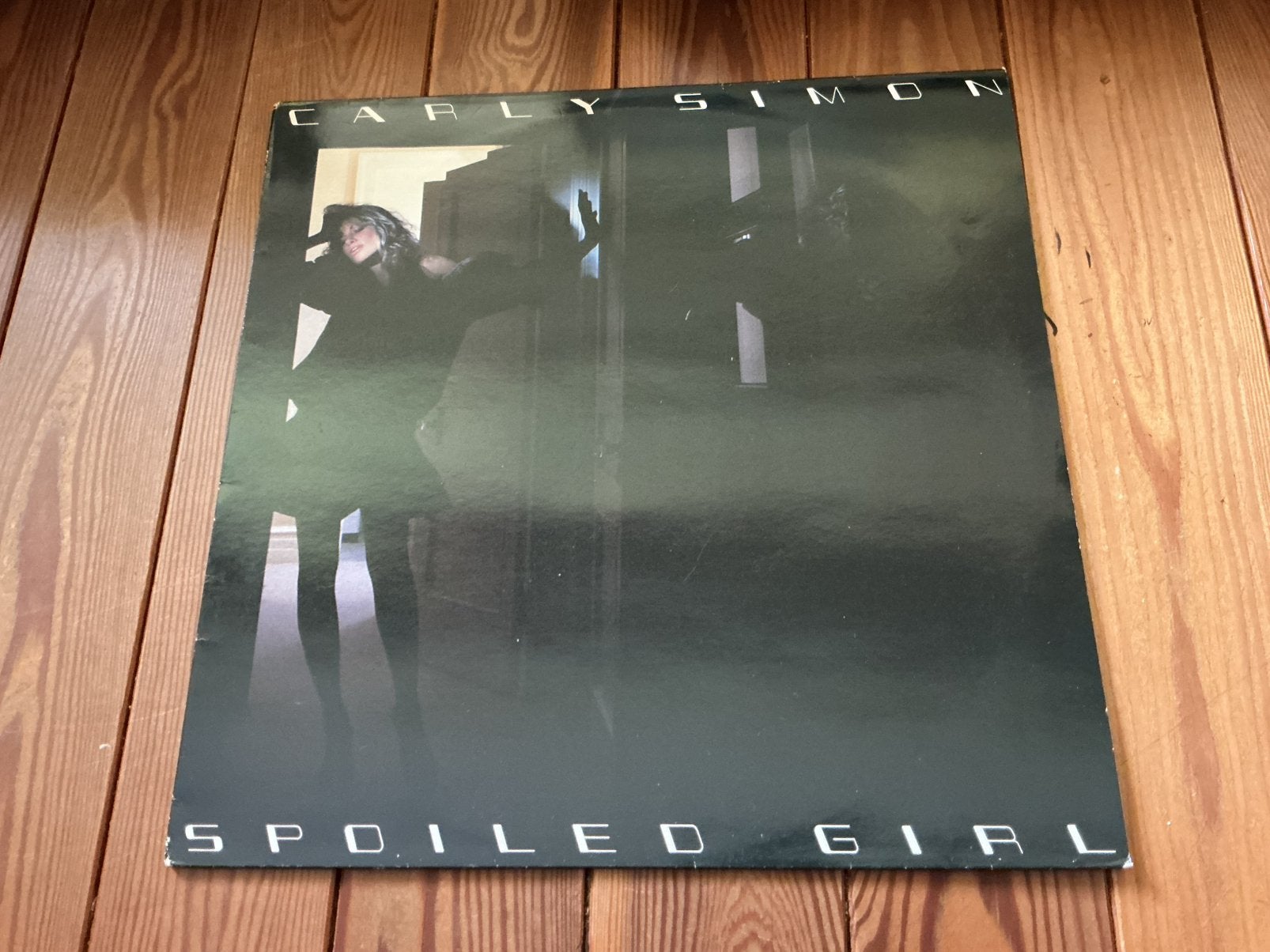 LP Carly Simon - spoiled girl, Ophalen of Verzenden, Zo goed als nieuw, LP