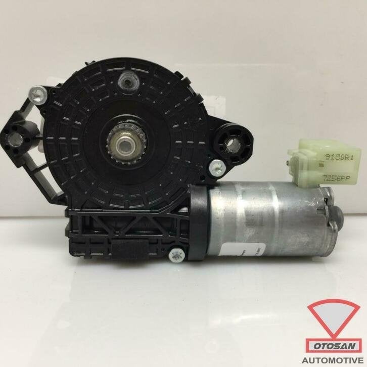 vw tiguan 2018 passat audi schuifdak motor 3g9877795f, Auto-onderdelen, Gebruikt, Volkswagen, Volkswagen AG, Vw@volkswagen.de