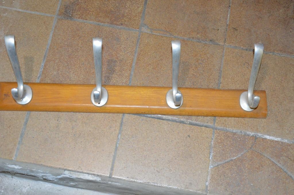 AV. PORTE MANTEAU EN BOIS, Enlèvement, Bois