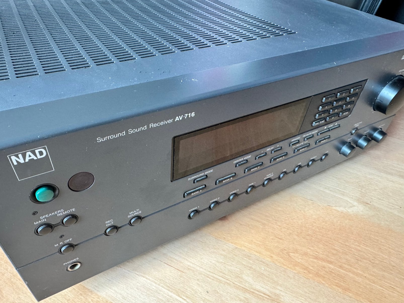 NAD surround versterker AV716, Enlèvement, Utilisé, Autres marques
