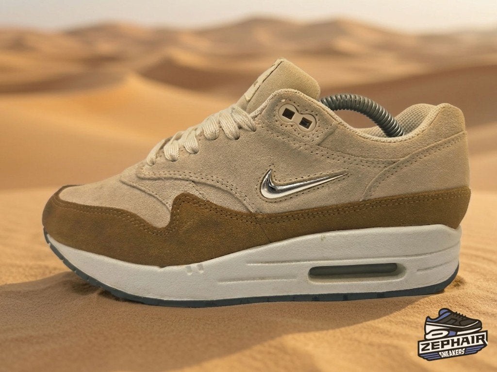 Nike Air Max 1 Jewel 'Beach' EU37.5 2018, Beige, Sneakers et Baskets, Nike, Porté