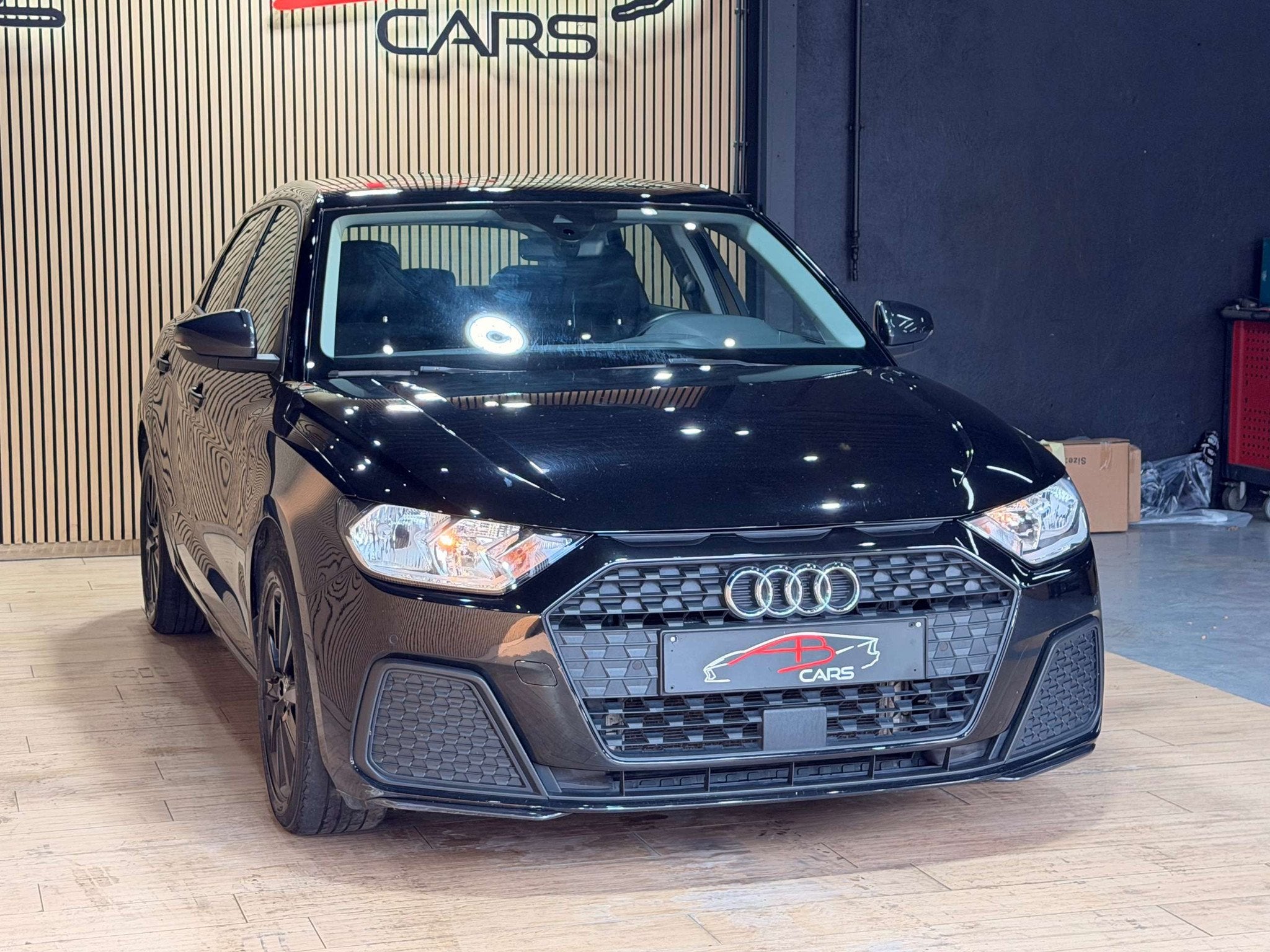 Audi A1 Sportback 25 TFSI * GARANTIE 12 MOIS * (bj 2019), Auto's, Stof, 95 pk, Bedrijf, 3 cilinders