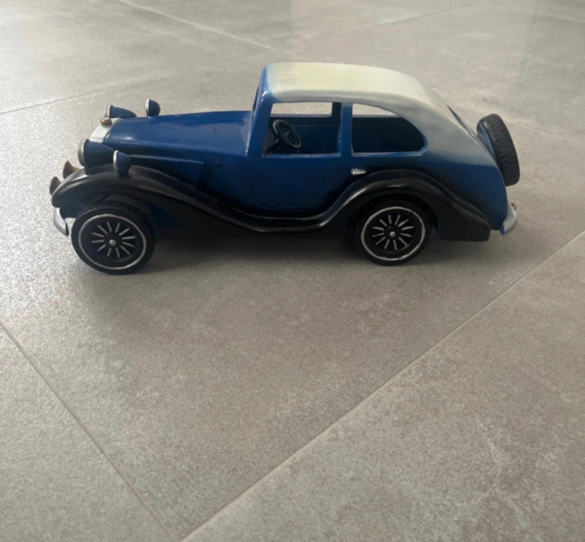 Oldtimer, Ophalen, Zo goed als nieuw, Auto