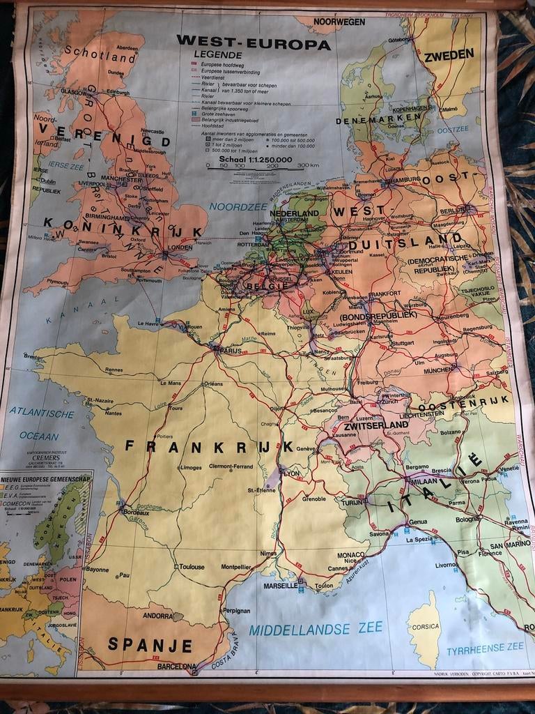 Vintage kaarten (West-Europa en Benelux 3D-reliëf), Ophalen, Aardrijkskunde