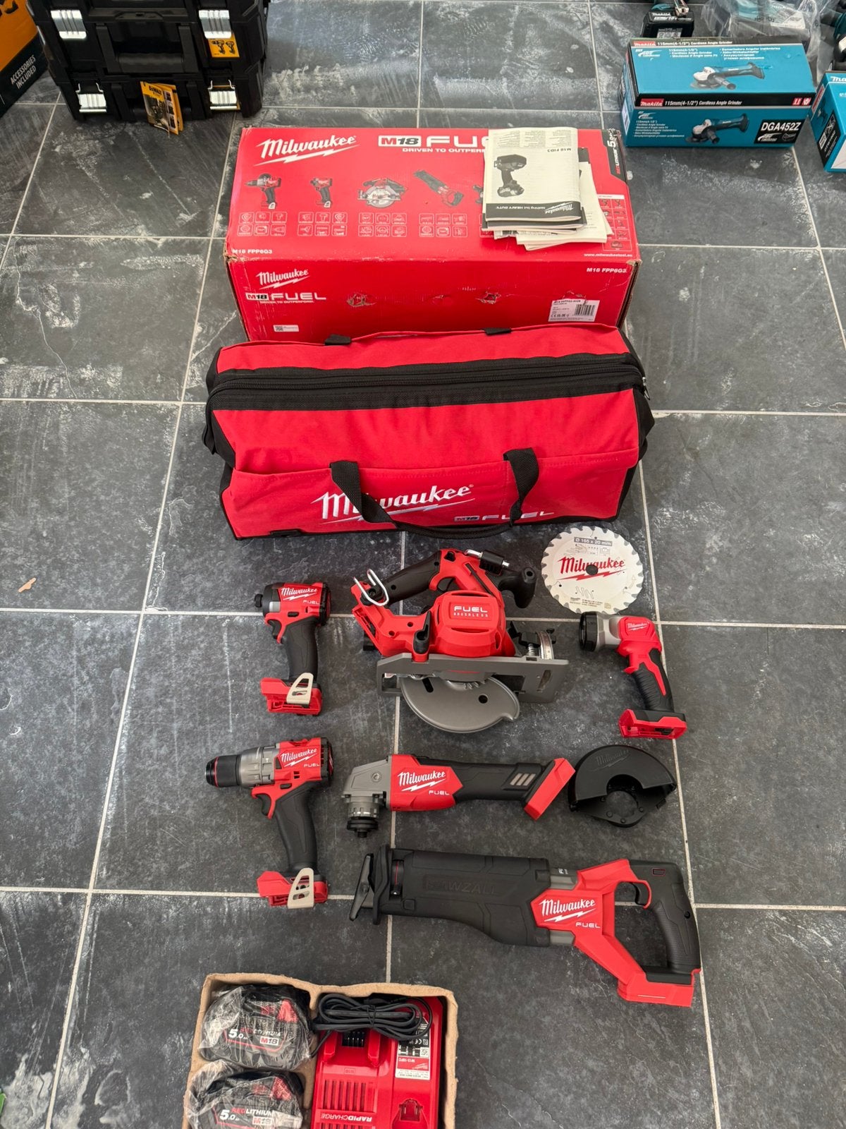 Milwaukee M18 FUEL combiset (NIEUW) + ACCU, Doe-het-zelf en Bouw, Gereedschap | Handgereedschap, Ophalen, Nieuw, Haakse slijper