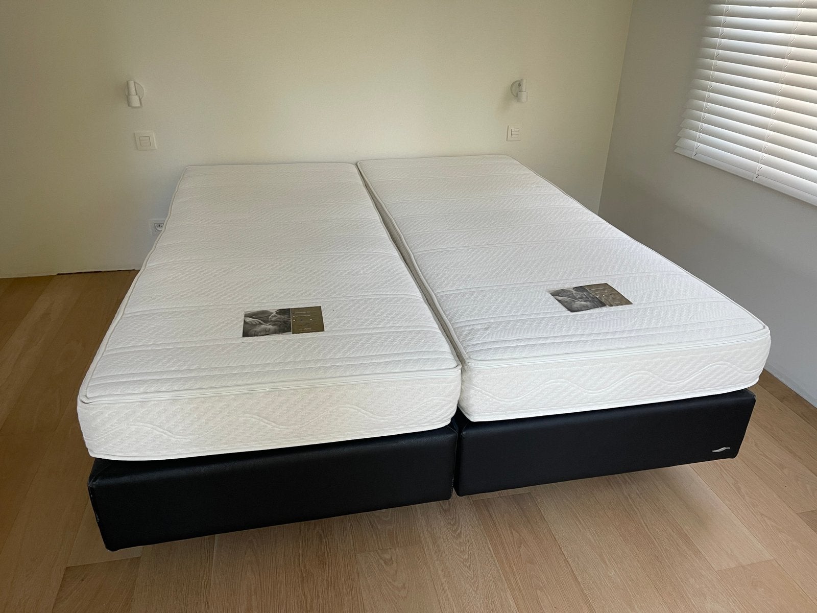 2 boxsprings (koppelbaar), Huis en Inrichting, Ophalen, Gebruikt, 90 cm, Eenpersoons