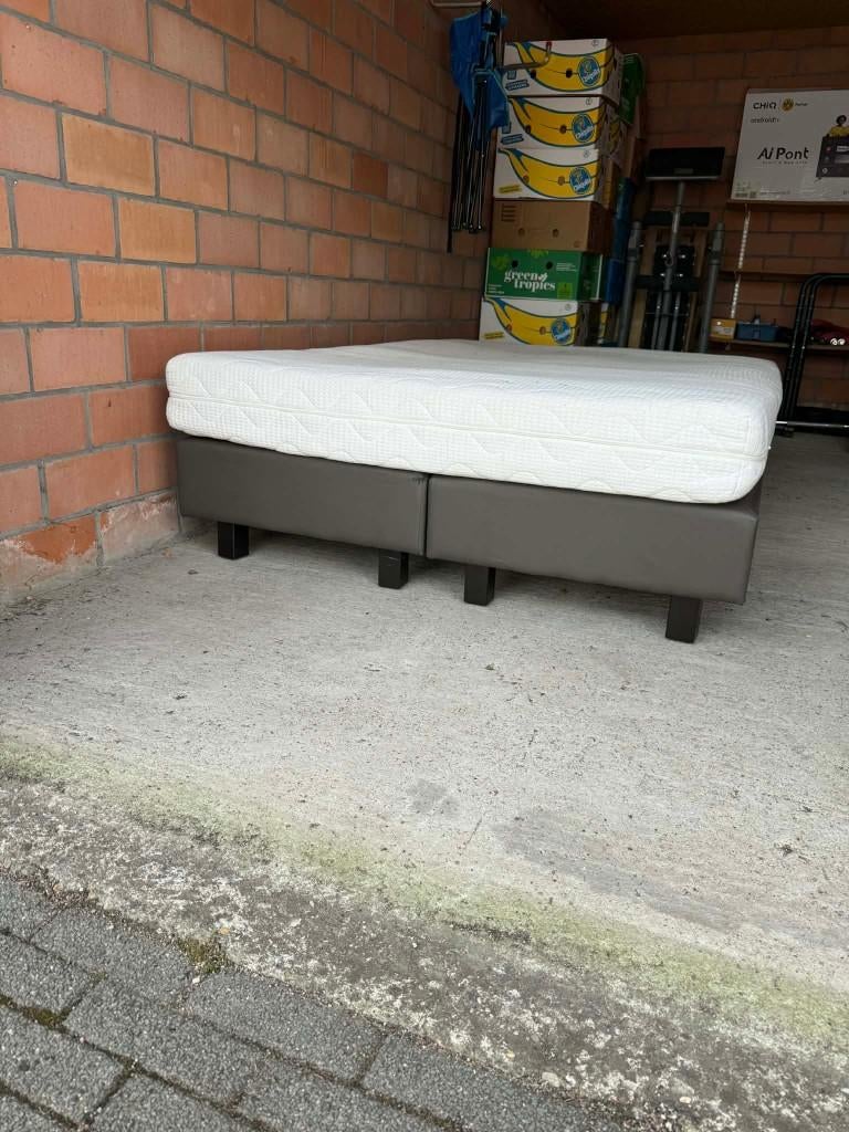 Verkoop bed, Queen size, 140 cm, Enlèvement, Utilisé