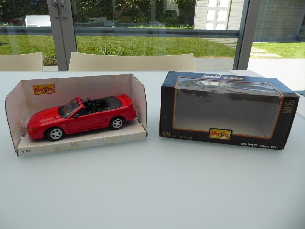 94 Ford Mustang Convertible, Enlèvement ou Envoi, Utilisé, Maisto