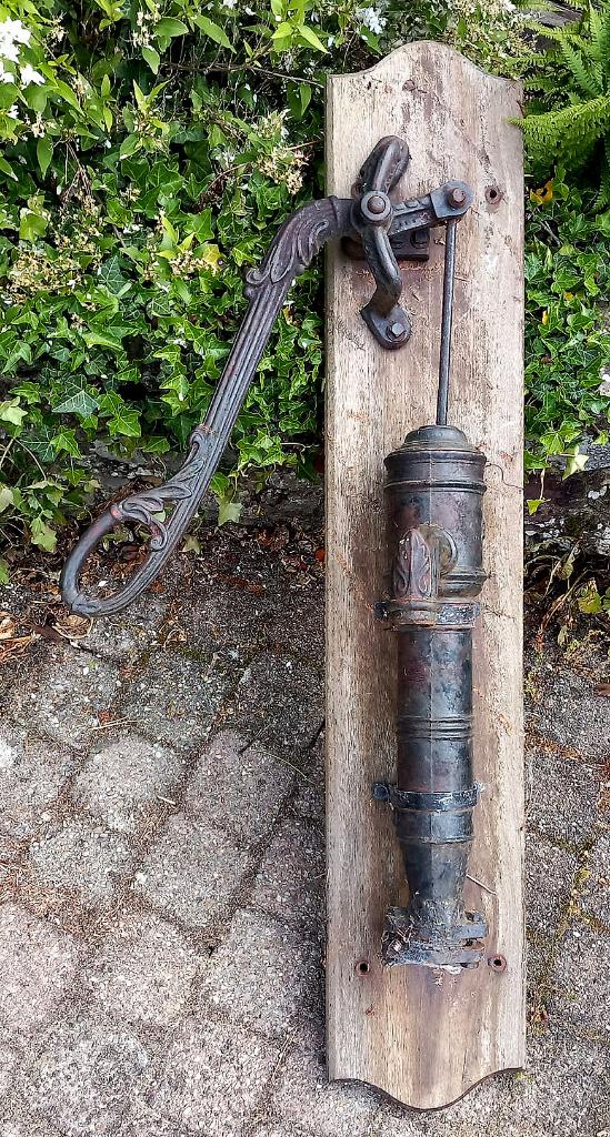 Prachtige oude handwaterpomp - functioneel, Tuin en Terras, Waterpompen, Gebruikt, Handmatig, Overige typen, Ophalen