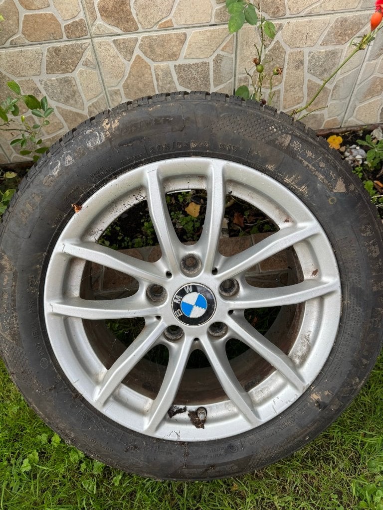 Roue BMW 16 pouces jante alu + pneu 205/55 R16, 4 Saisons, 16 pouces, Enlèvement, Utilisé