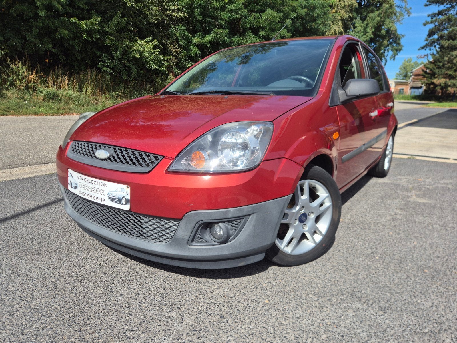 FORD FIESTA EN DEMANDE D IMMATRICULATION, 1395 cm³, Achat, 50 kW, Boîte manuelle