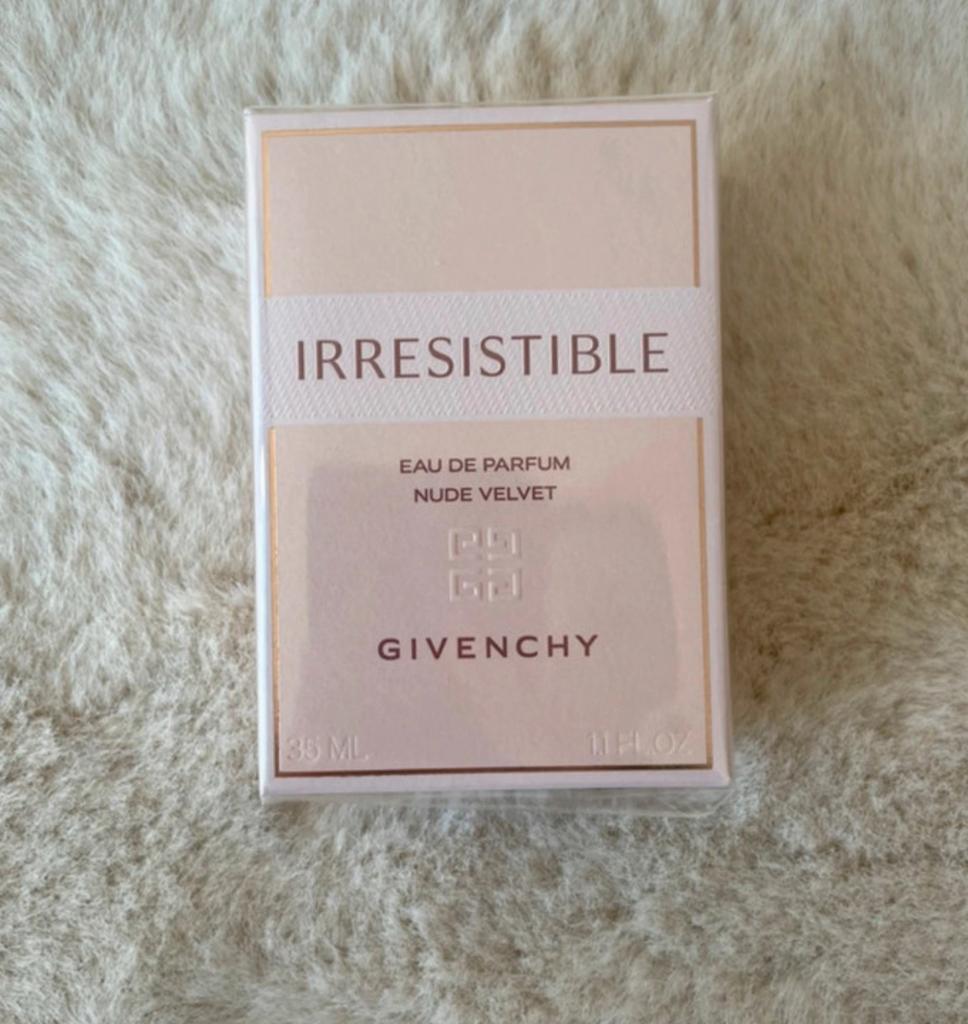 Irrisitible eau de parfum givenchy nieuw, Ophalen of Verzenden, Nieuw