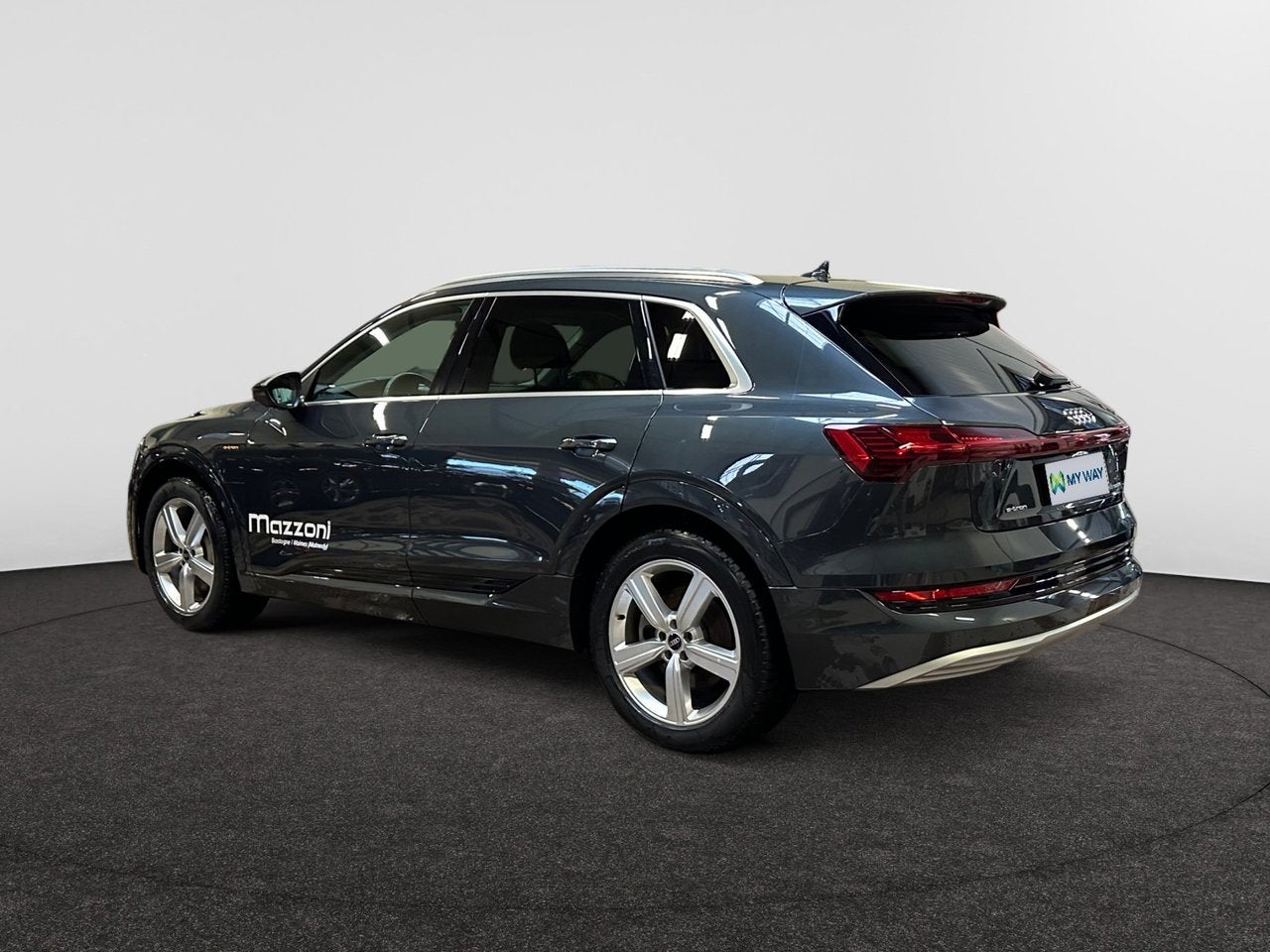 Audi Suv e-tron Advanced 55 quattro 300 kW/408cv, Autos, Argent ou Gris, Achat, Sièges électriques, Automatique