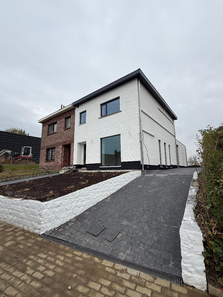 Renovatiewerken, Diensten en Vakmensen, Aannemers, Nieuwbouw of Opbouw, Onderhoud of Restauratie, Verbouw of Aanbouw, Garantie