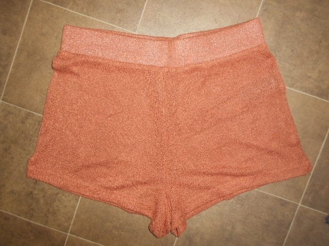 Nieuwe shorts Maat S / 2 voor 5 €, Ophalen of Verzenden, Nieuw, Maat 36 (S), Kort