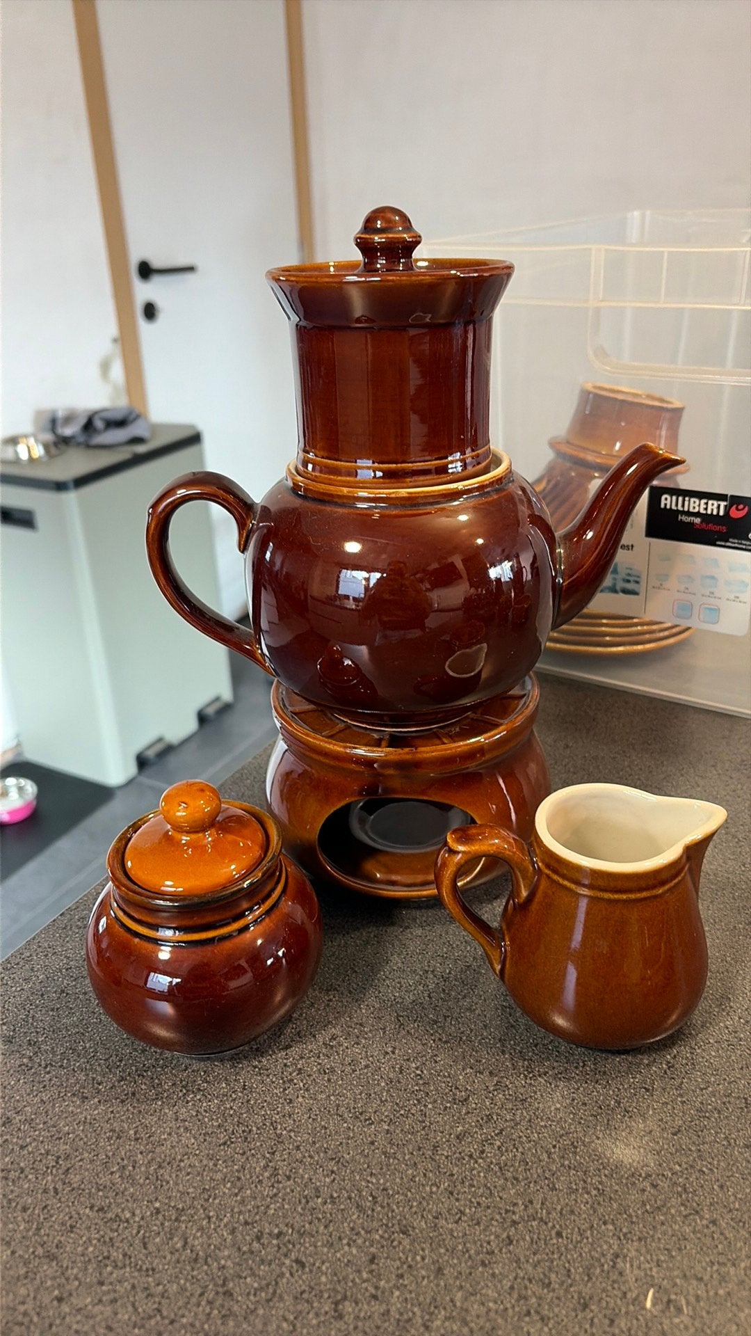 Villeroy & boch theepot set, Antiek en Kunst, Ophalen