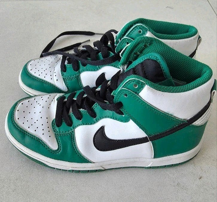 NIKE SCHOENEN MAAT 35.5, Ophalen of Verzenden, Schoenen