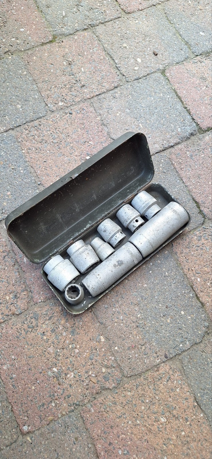 ABL-gereedschappen, Verzamelen, Ophalen