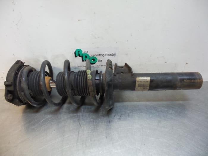 Barre amortisseur avant gauche d'un Audi A3 (A3 03-), -, 3 mois de garantie, Audi, Utilisé