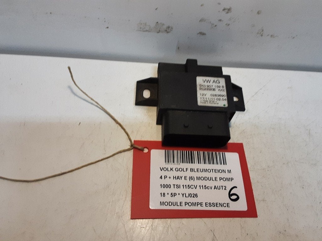 ORDINATEUR POMPE A CARBURANT Golf Sportsvan (AUVS), Volkswagen, Volkswagen AG, Utilisé, Kundenbetreuung@volkswagen.de