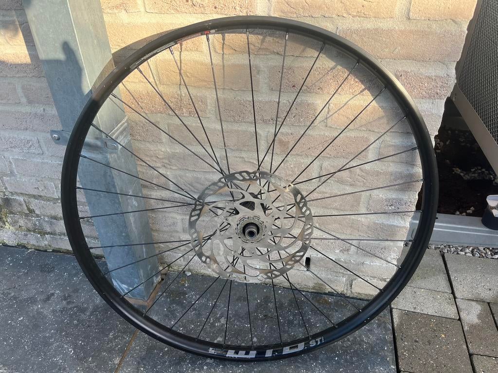 Roue arriere WTB ST i30, Vélos & Vélomoteurs, Enlèvement ou Envoi, Comme neuf, Roue, Aluminium