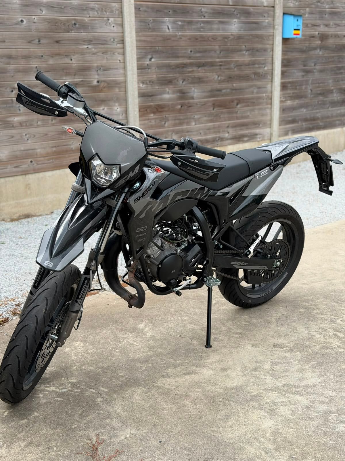 Sherco SM-R 50cc blackmoon, 7 vitesses, Comme neuf, Enlèvement, 50 cm³