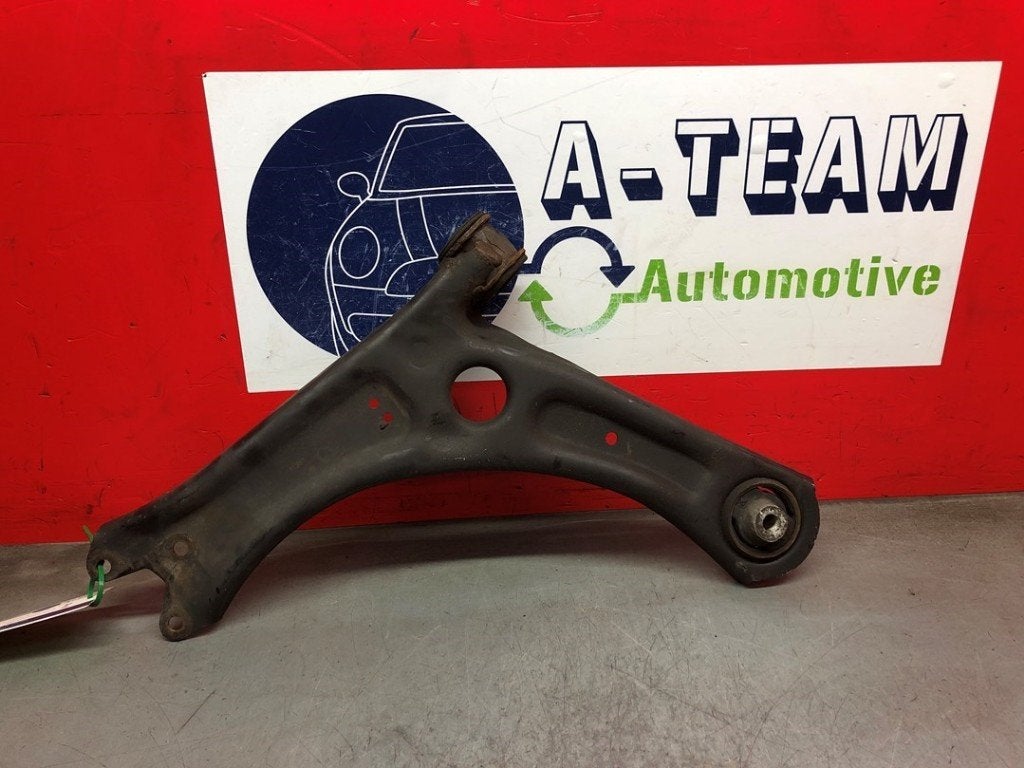 BRAS DE SUSPENSION AVANT GAUCHE (TRIANGLE) Caddy IV, Utilisé, Volkswagen